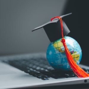Factors to consider while applying for Master's abroad